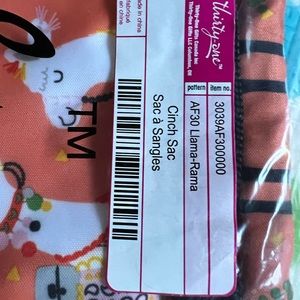 Thirty one Cinch Sac Llama Brand new